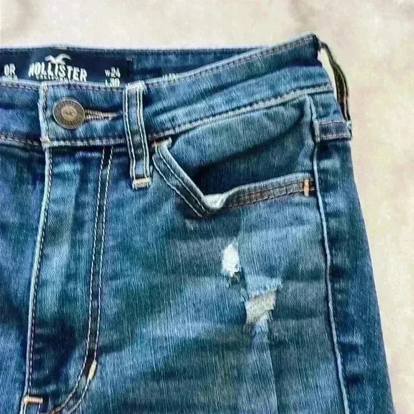 Hollister Ultra High-Rise Super Skinny Jeans - Picture 6 of 14